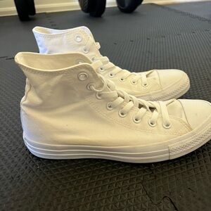 White converses, unisex